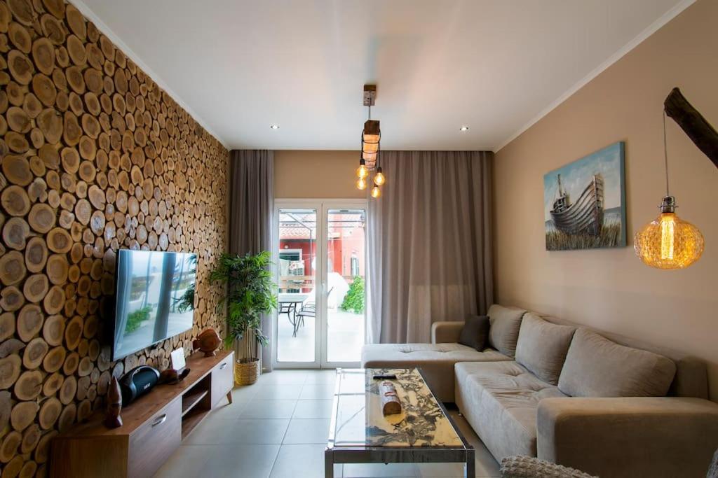 Вилла Sea & Mountain House Notos Экстерьер фото
